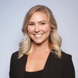 Rebecca Stella // Biotech Senior Marketing Manager